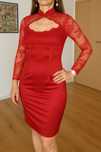 Rochie elegantă visinie