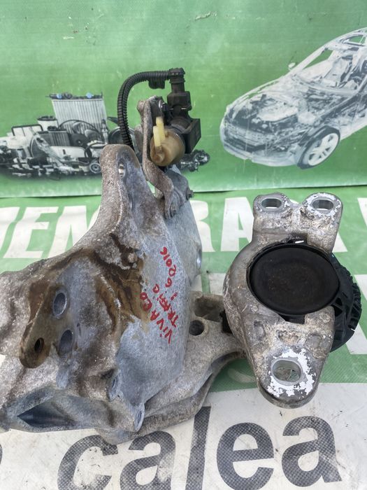 Tampon motor, suport motor Opel Vivaro 1.6 Dci 2016