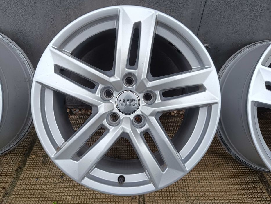 ОРИГИНАЛНИ джанти 17 ' 5х112 Ауди / Audi ЕТ42 7J 66.6 VW Skoda Seat