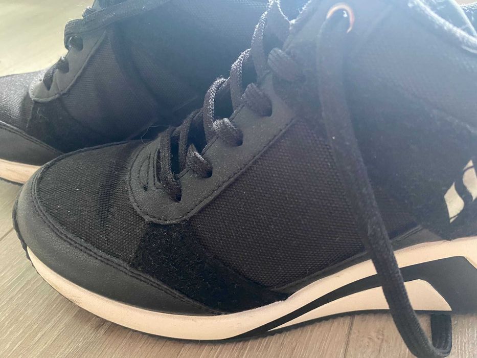 Pantofi SKETCHERS sport dama/tenisi negru cu alb, talpa 6cm, 38