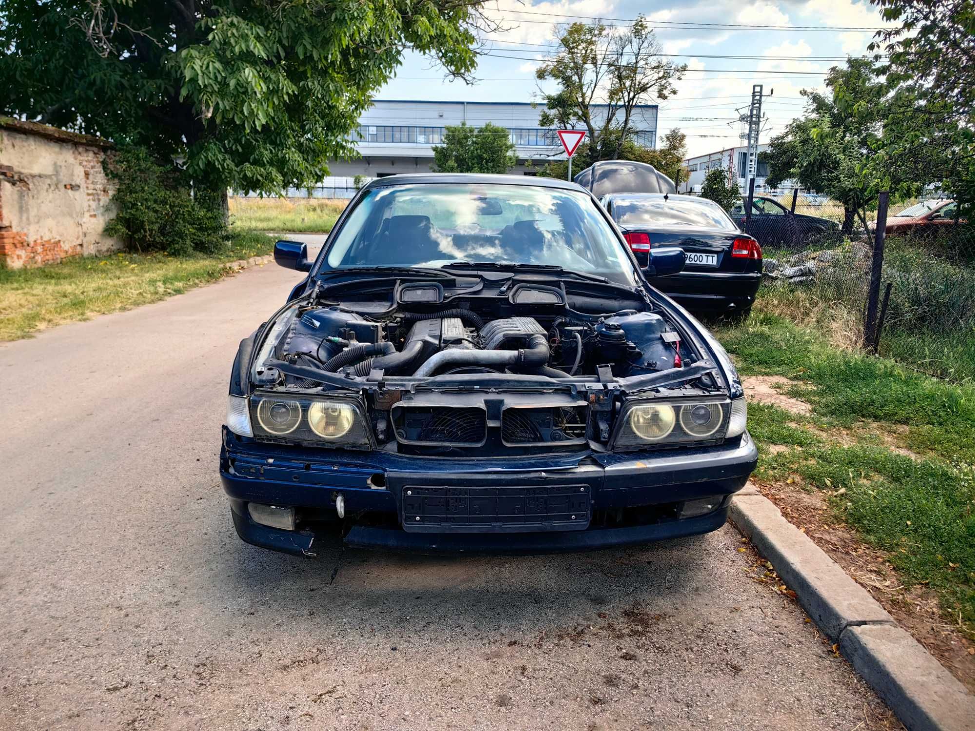 BMW E38 бензин / дизел на части