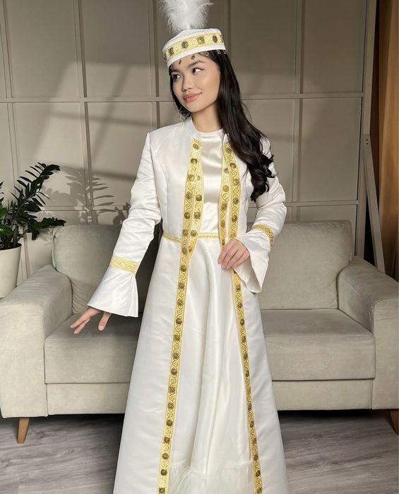 Продам платье на узату