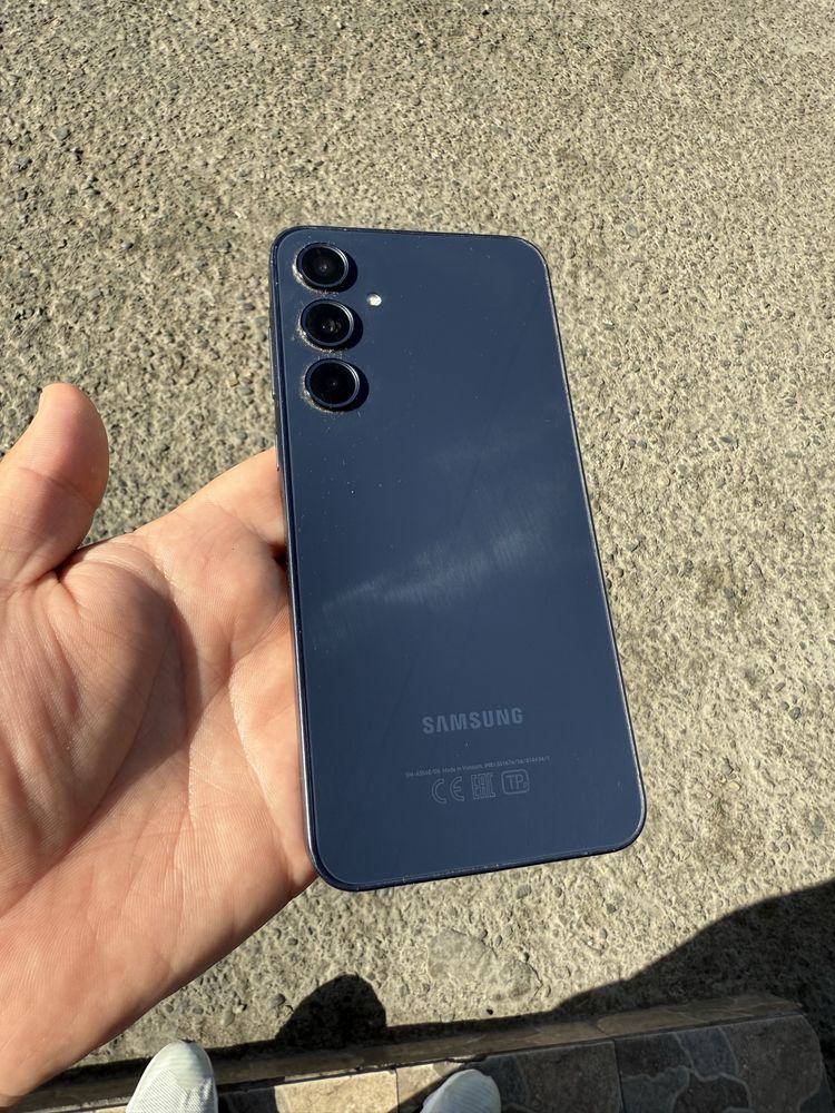 Сотилади Самсунг А35 8/256 Gb холати идеал