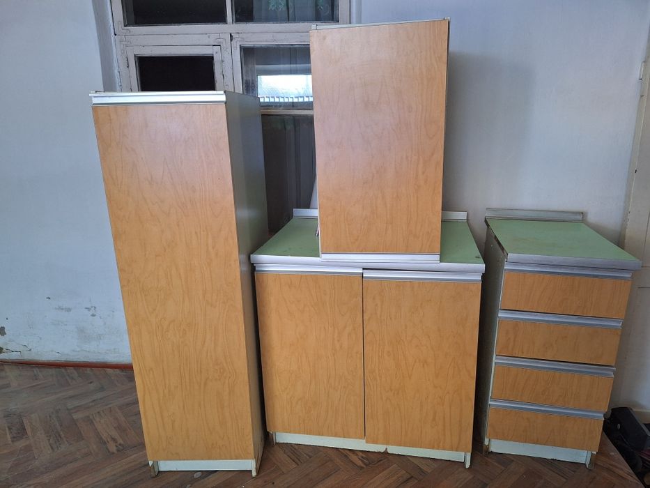 Кухонные шкафы..