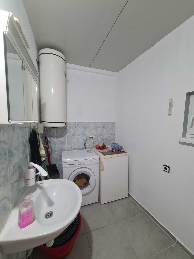 Продава се Къща в Хасково, Промишлена зона - Изток - 80 кв.м за 1020 €/кв.м - Снимка #7