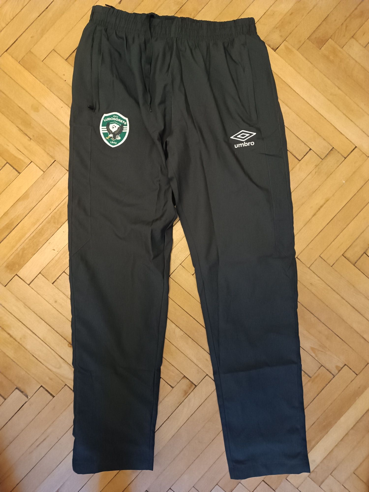 Спортен екип Umbro на Лудогорец