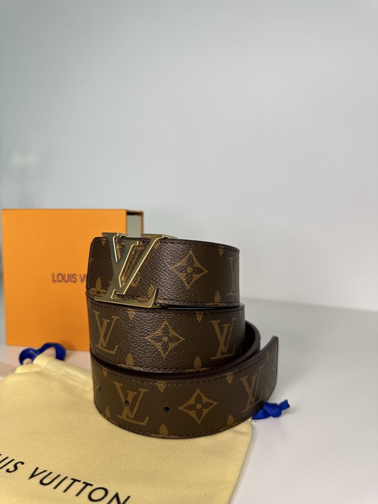 Curea Louis Vuitton piele canvas 100% cutie inclusă