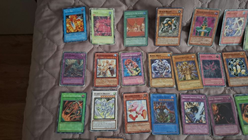 Yu-Gi-Oh карти - 60 бр.