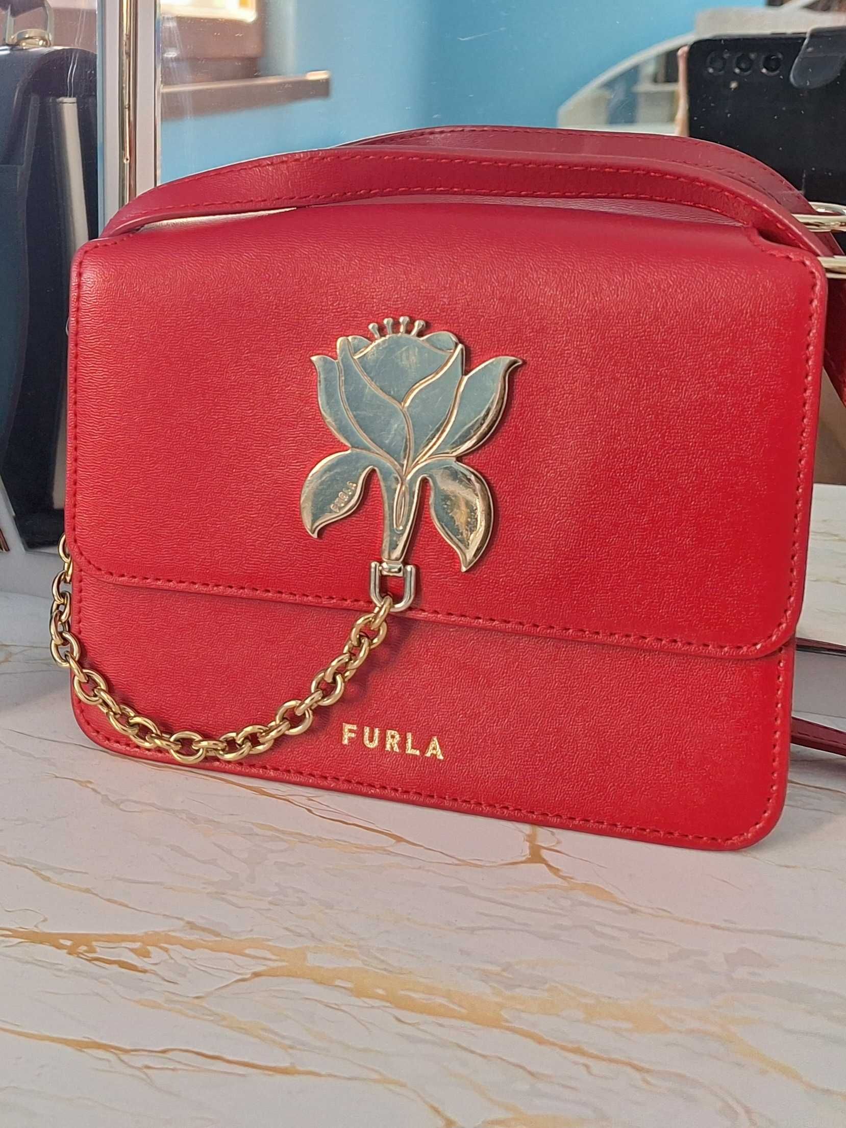 Черна чанта Furla Mughetto