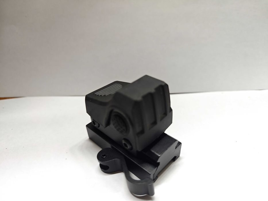 Прицел колиматорный новый