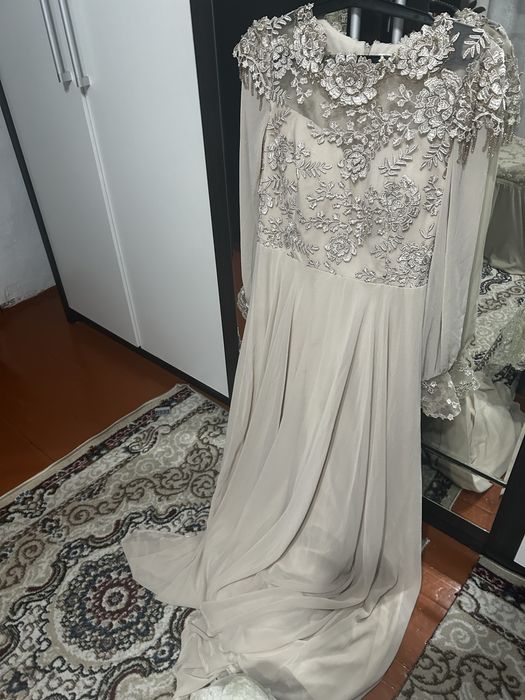 Платья за пол цены от 10000 до 30000