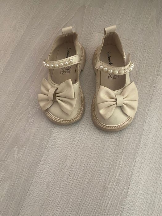 Pantofi pentru femei