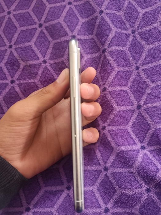 Vand iphone xs 500
