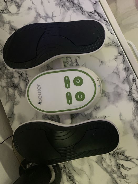 Acesta este un stimulator de circulație Beurer FM 250 Vital Legs.