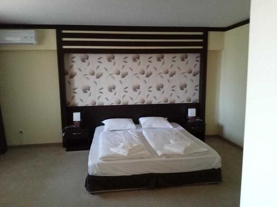 Продава се Хотел в Ловеч, Вароша - 1920 кв.м за 938 €/кв.м - Снимка #14