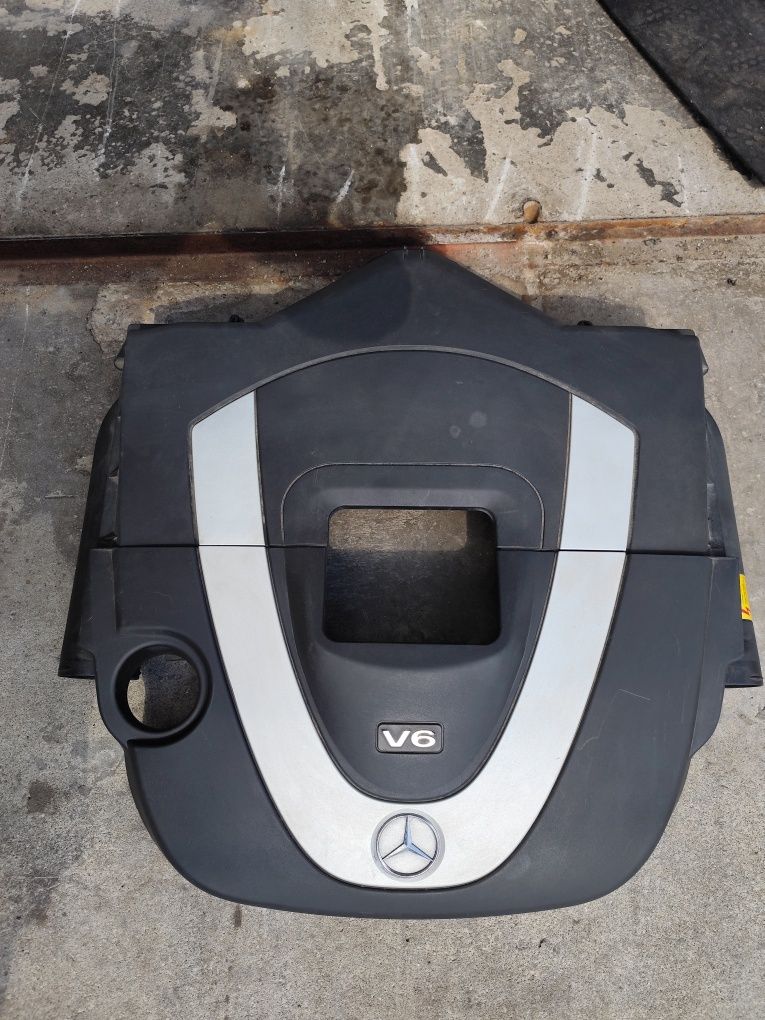 Капак двигател Mercedes ML350 272кс W164