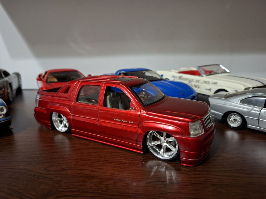 Machete auto din metal 1:18 ; 1:24