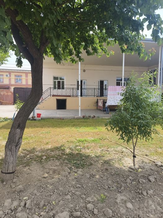 Bektemirda fayzli xovli sotiladi  9.8 sotu 9 xona 180 000$
