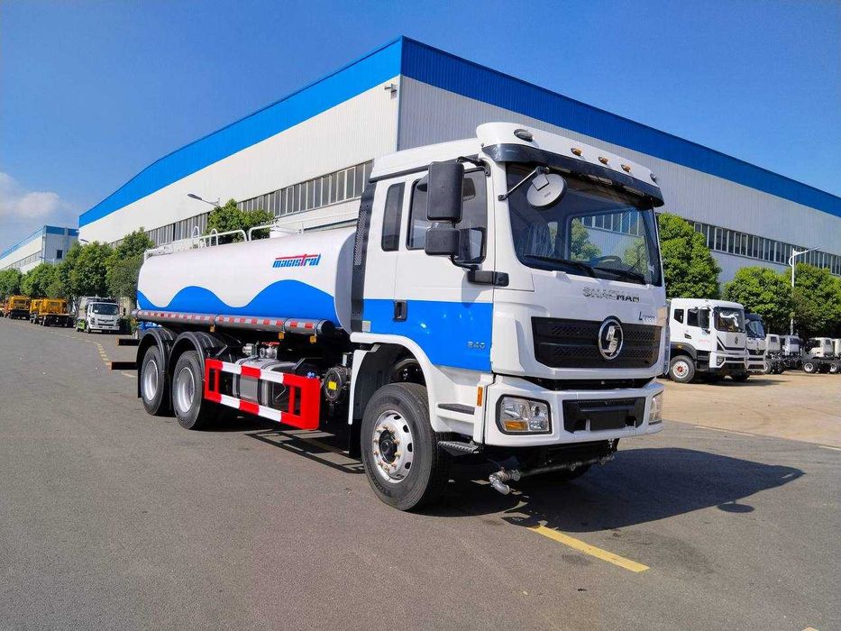 Водовоз марки SHACMAN L3000 15 куб и 20 куб