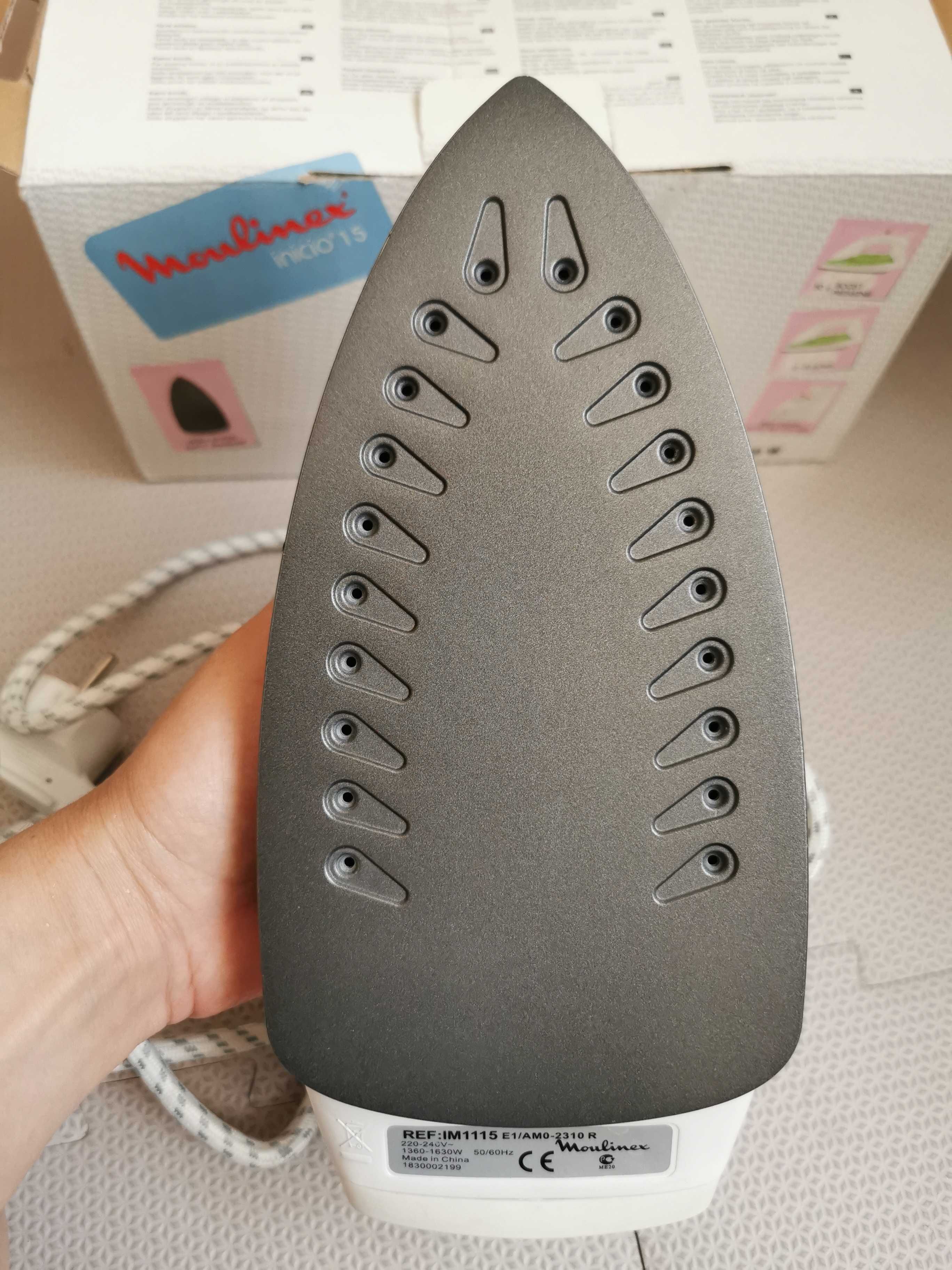 Продавам ютия Mulinex 1600 W