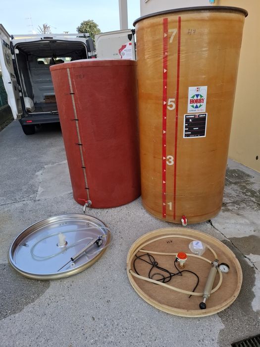 Butoi din fibră de sticla,pentru vin