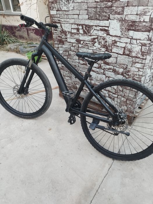 Стант велик черный