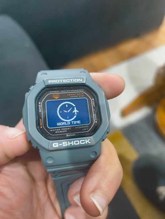 Часовник Casio G-Shock DW-H5600-1ER solar hr sensor Bluetooth