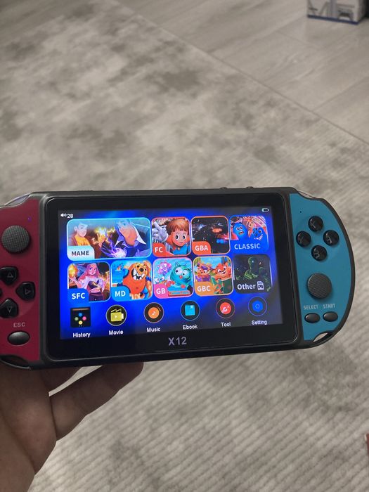 Преносима игрова конзола X12 – 5.1 инча, 10 000+ игри