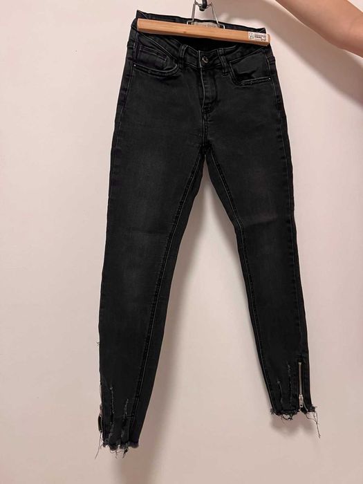 Дамски панталони размер S