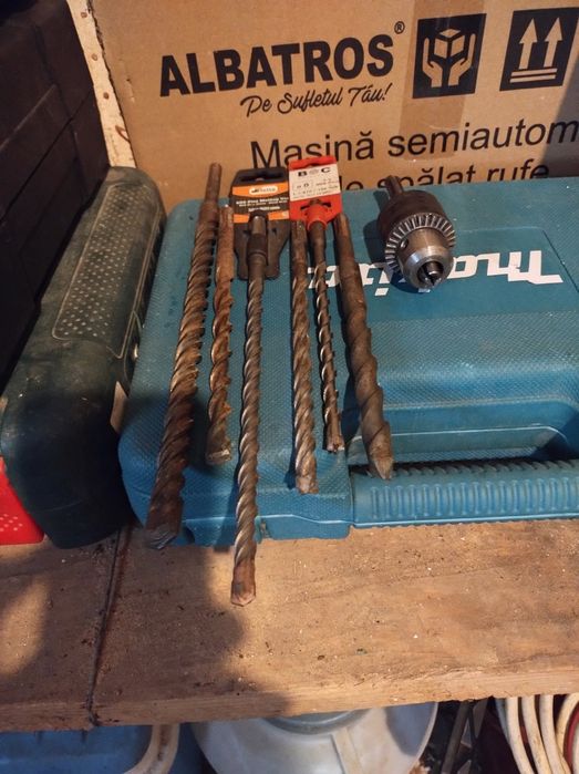 Bormașină rotopercutor sds plus burghie