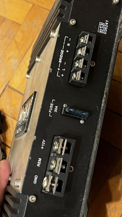 Sony DSX CD Bluetooth Coral 12" Magnat 600 watts аудио за кола