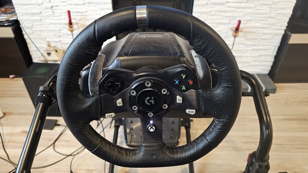 Volan cu pedale Logitec G920 cu scaun racing GT lite pro