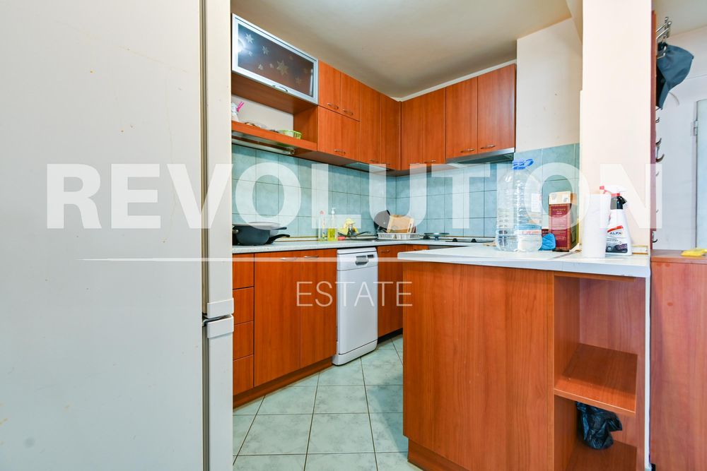 Дава се под наем Тристаен апартамент в София, Стрелбище - 102 кв.м за 600 € - Снимка #4