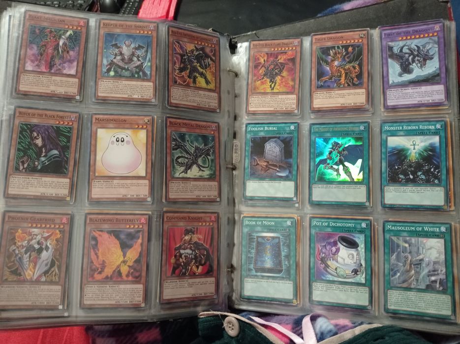 Yu-Gi-Oh cards, Югио карти