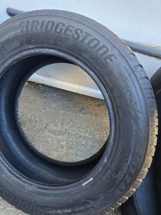 Anvelope iarna 235 60 18