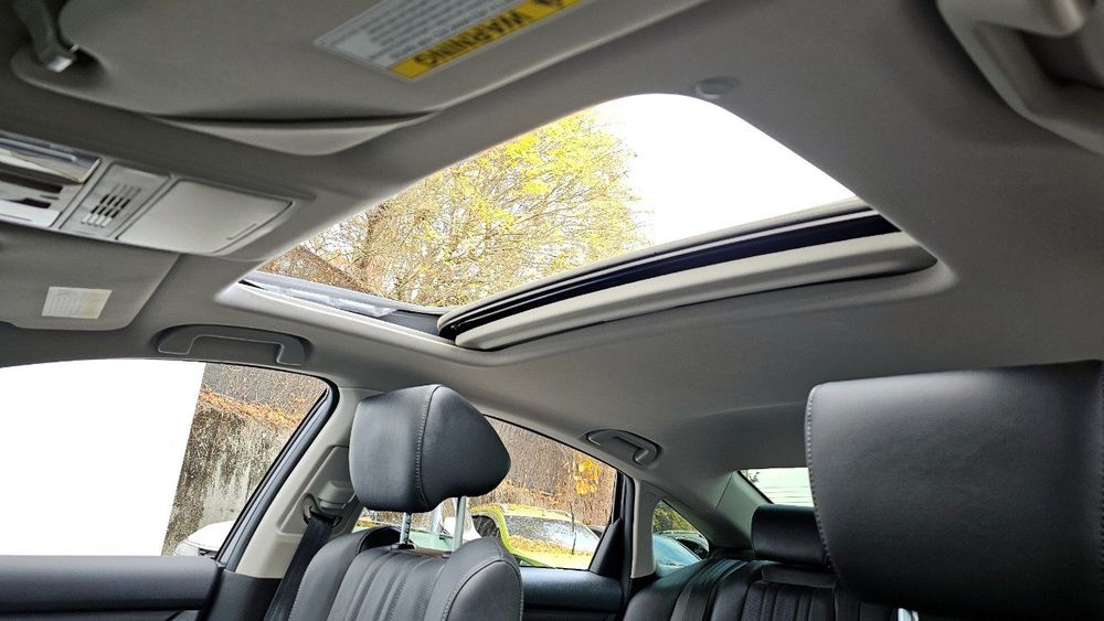 Honda Accord 2.0 Hybrid Touring