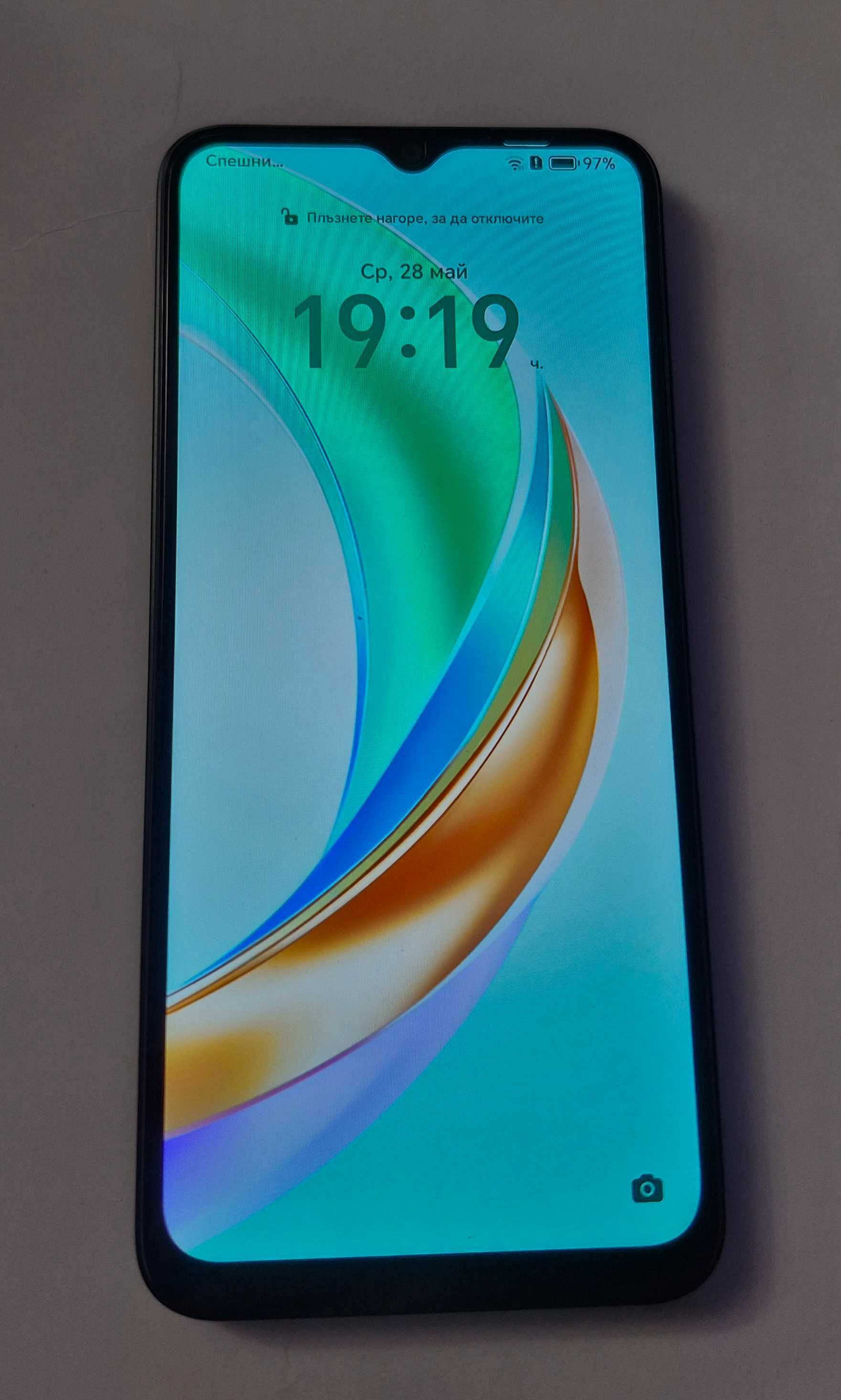 Чисто НОВ смартфон HONOR X6B BLACK 6.56 ", 128 GB, RAM 4 GB в гаранция