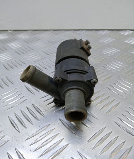 Pompa recirculare apa Opel Vectra C