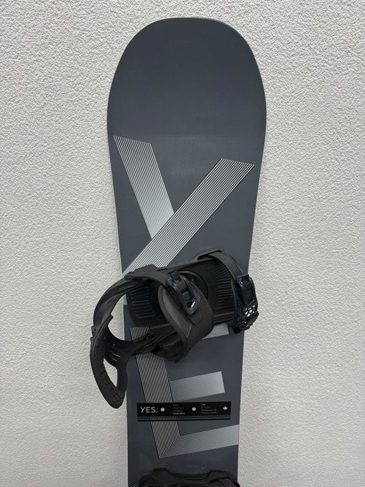 placa snowboard yes basic L146cm