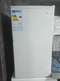 Blesk -BL121 мини холодильник.