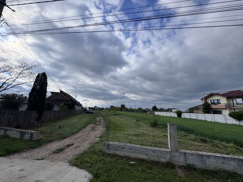 teren intravilan  Matraca - Ulmi langa Targoviste