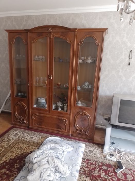 Продам гатинныи гарнитур
