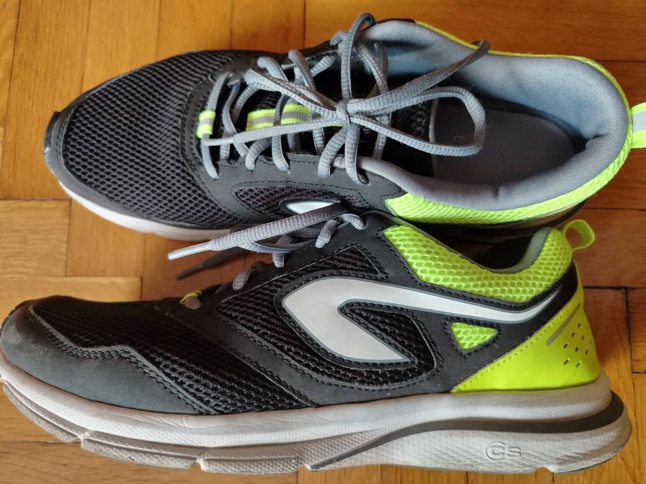 Мъжки маратонки Asics, Quechua