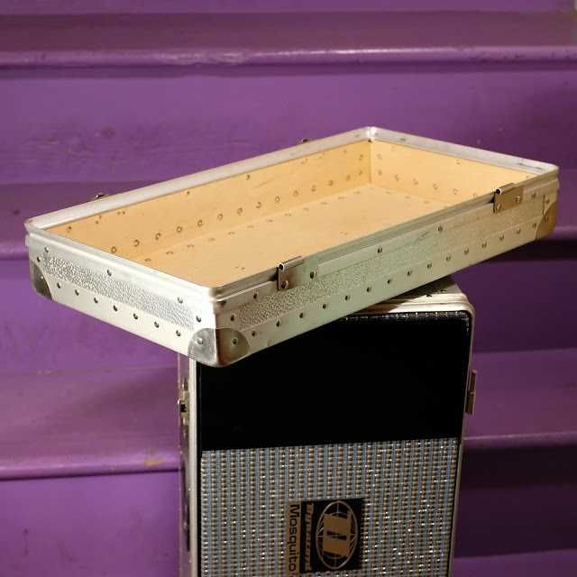 2 Boxe Dynacord Mosquito Flightcase