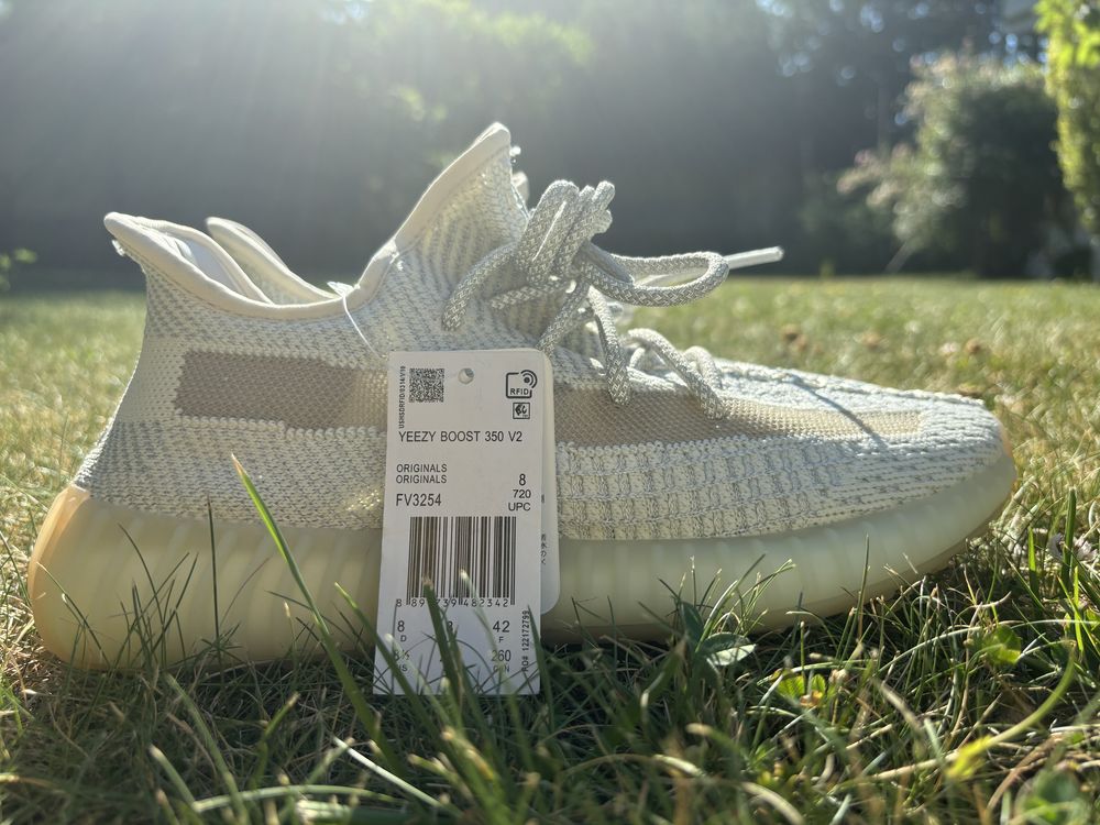 Adidas Originals Yeezy Boost 350 V2 Sesame