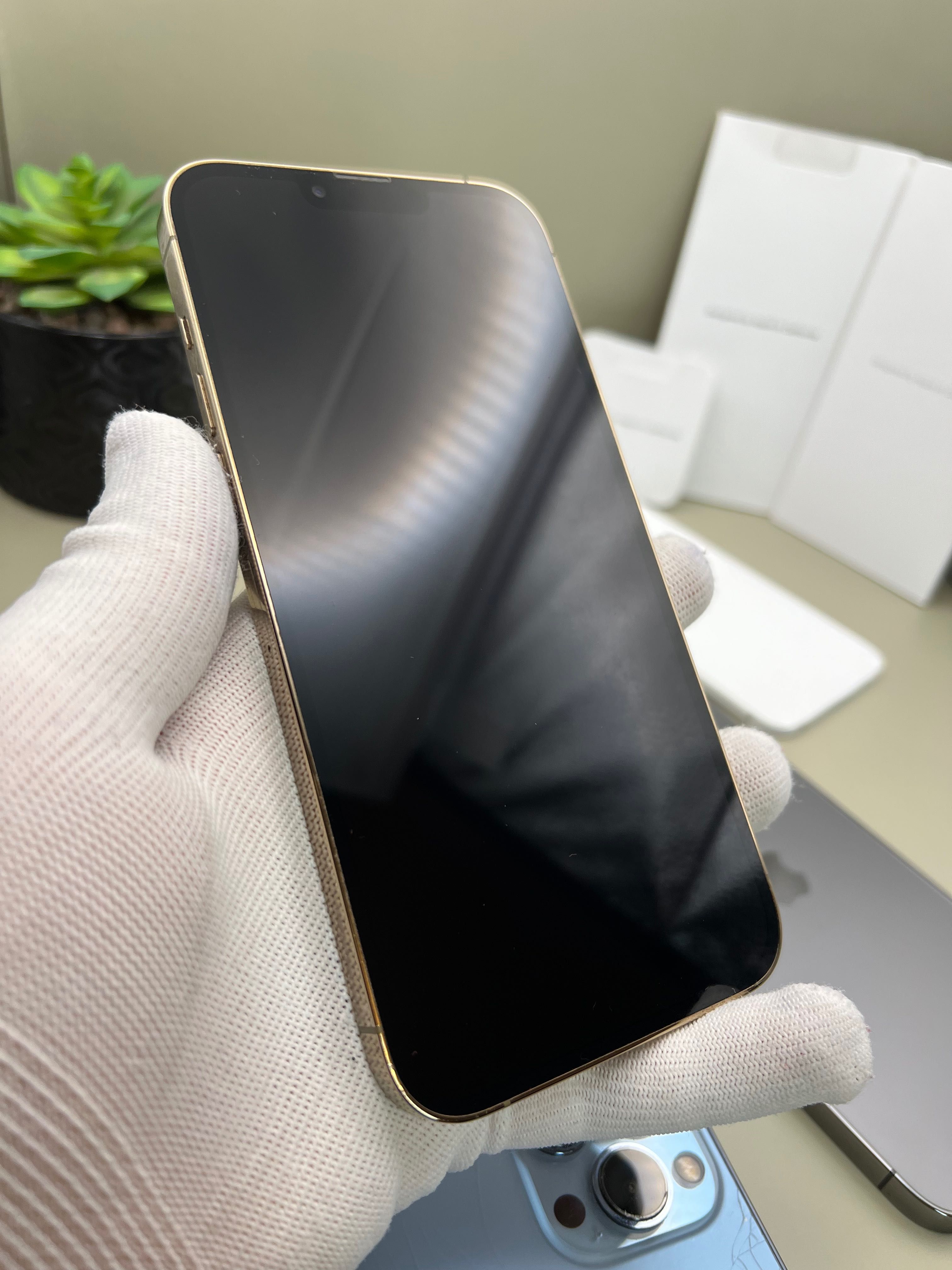 iPhone 13 Pro MAX, iCloud locked, 3бр, 85-90% батерия, НА ЧАСТИ!