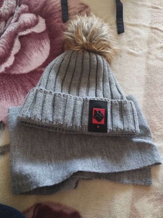 Детская шапка очень теплая