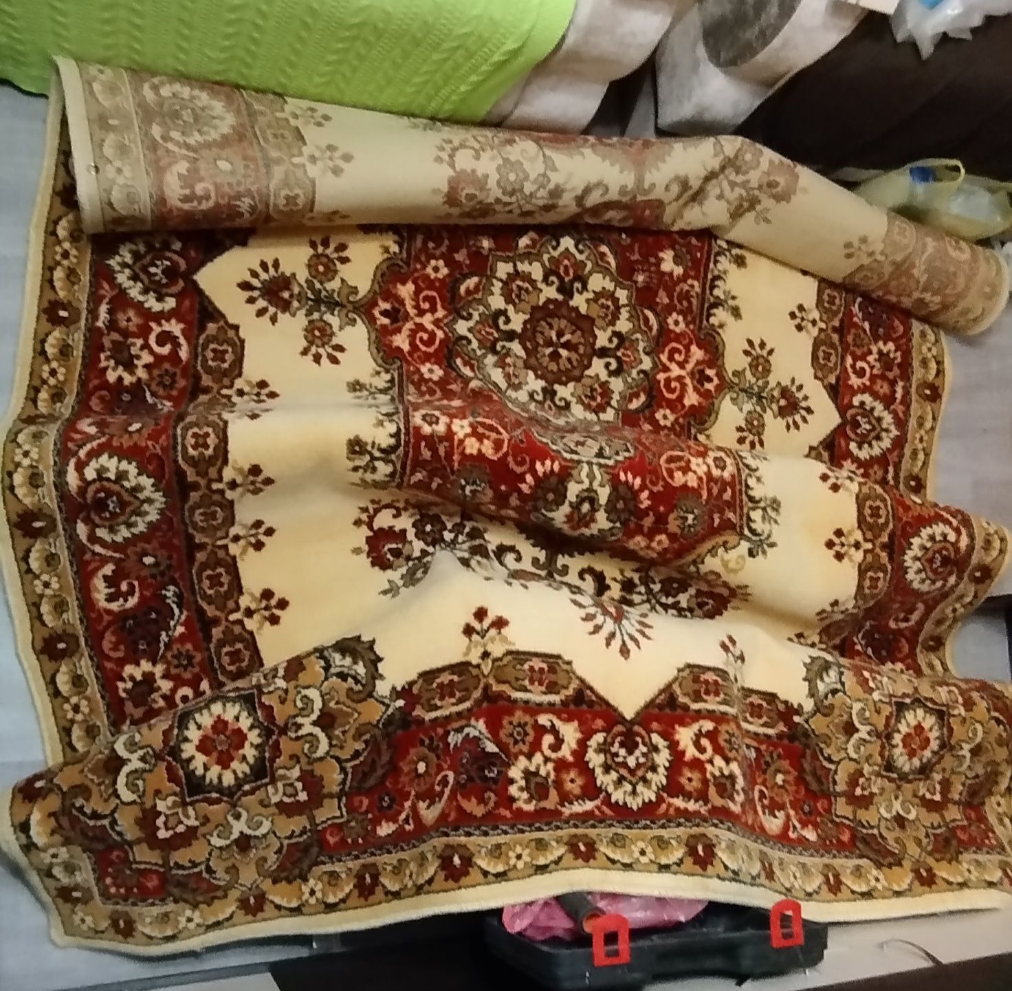 Продам ковер б/у 3 шт со стен