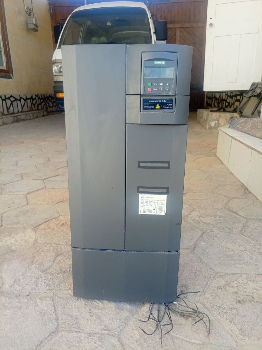 Частотный преобразователь Siemens Micromaster 440 6SE6440-2UD33-7EB1