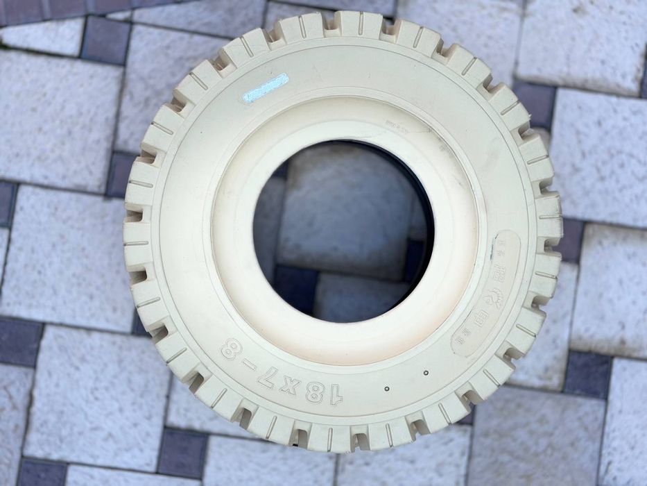 Автошина  18х7-8